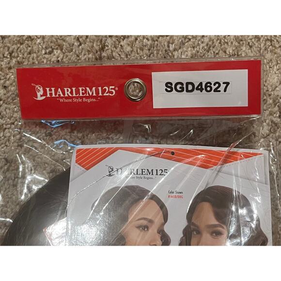 Harlem 125 KIMA Wig 115 Color: SGD4627 (Brown fading into Blonde) - Picture 5 of 7